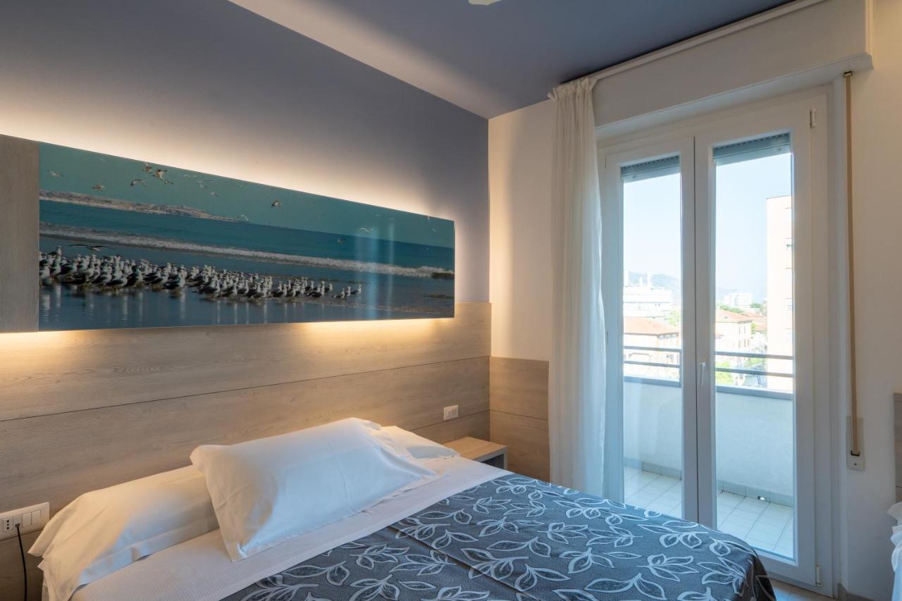 Clipper Hotel Pesaro Eksteriør billede