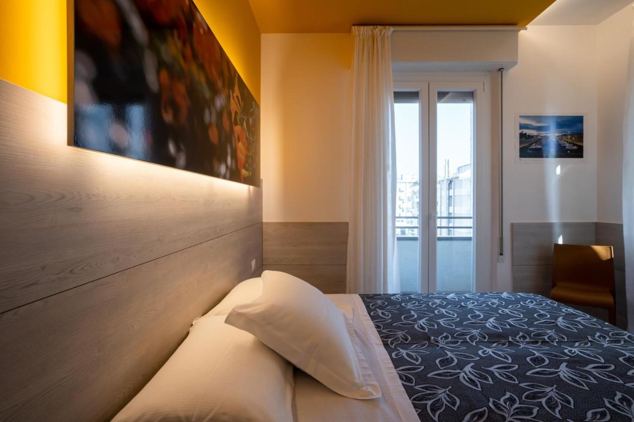 Clipper Hotel Pesaro Eksteriør billede