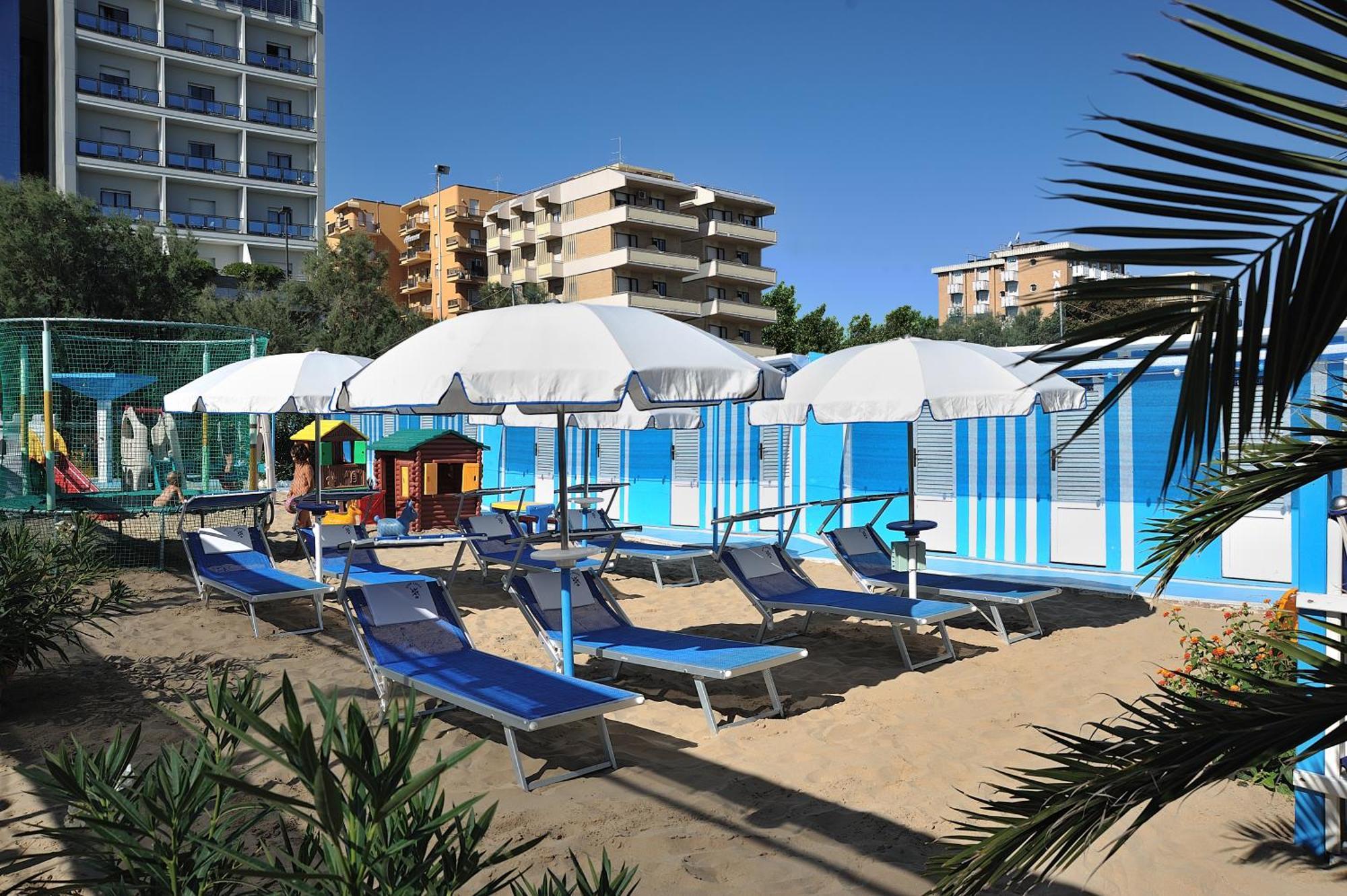 Clipper Hotel Pesaro Eksteriør billede