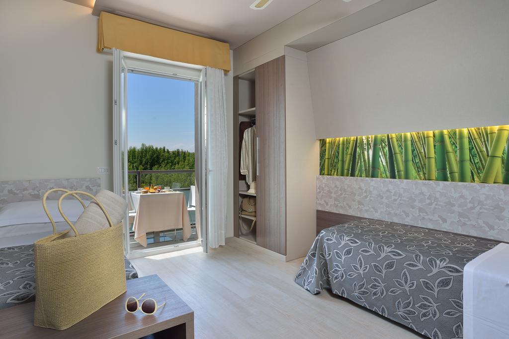 Clipper Hotel Pesaro Eksteriør billede